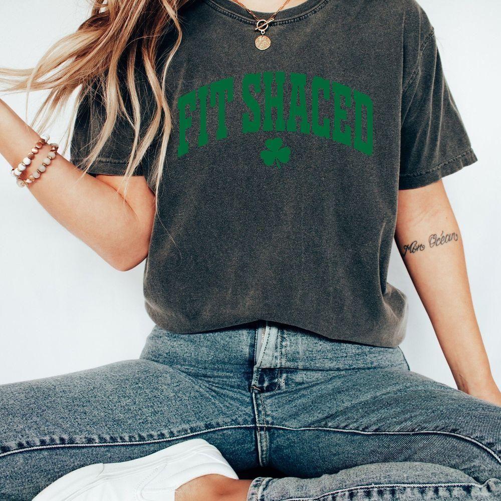 Retro St Patricks Day 25 Vuitino Shirt